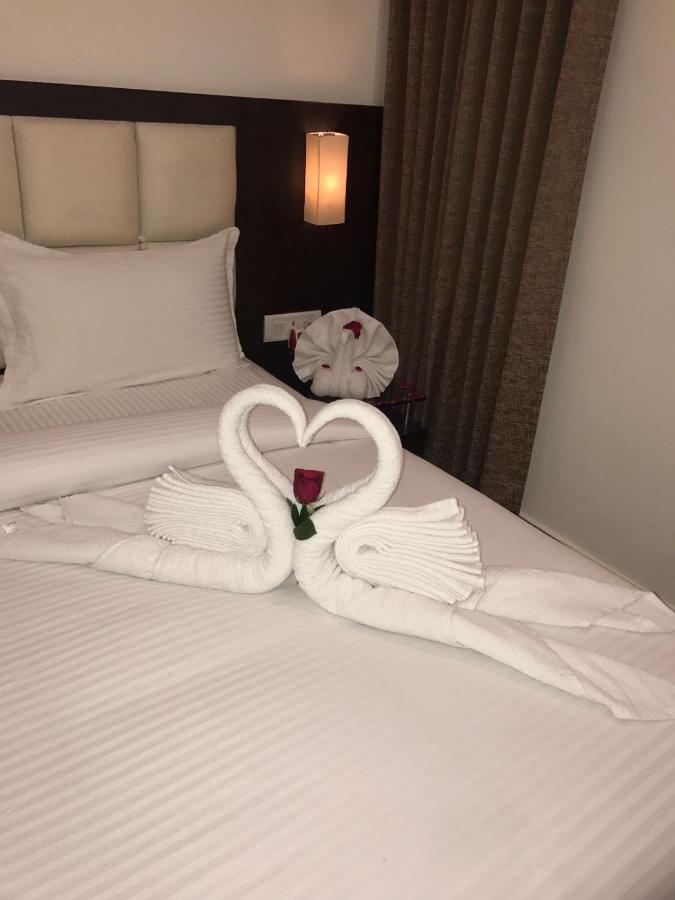 Hotel Anandi Inn Ballia Kültér fotó